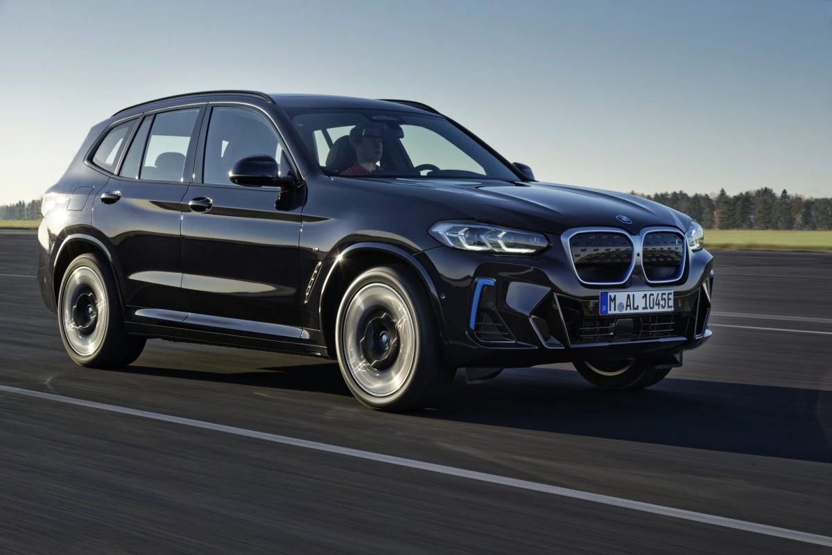 Novo BMW iX3 M Sport será lançado no Brasil em 2023 elétrico, com novo