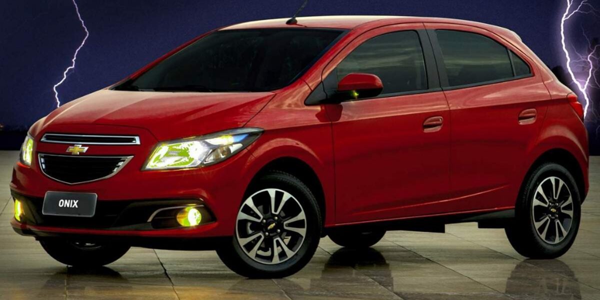 Chevrolet Onix Joy em 2024