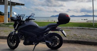 bajaj dominar 400 -