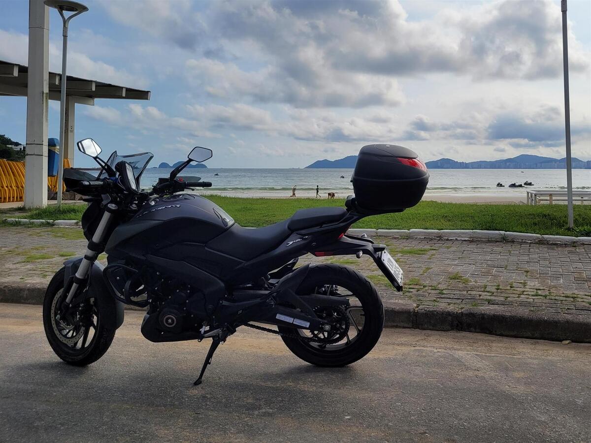 bajaj dominar 400 -