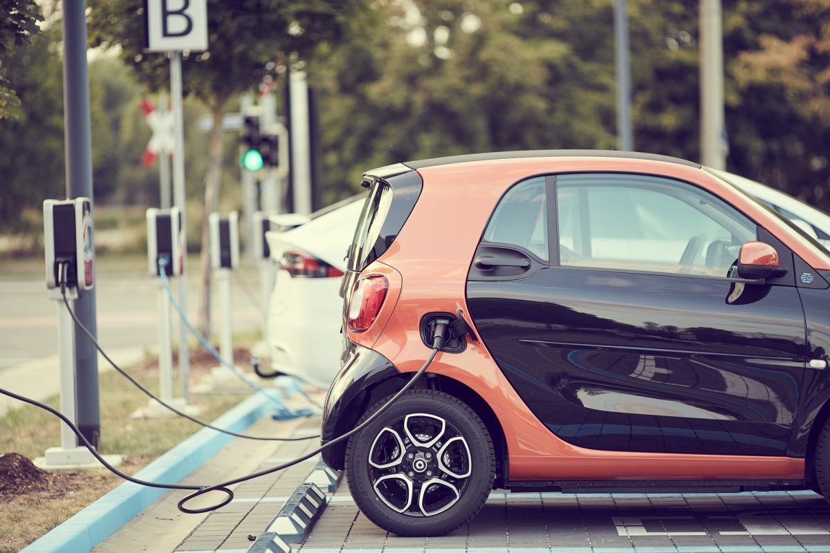 Carro elétrico usado vale a pena?