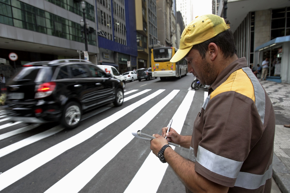 Como recorrer multa de trânsito pela internet?