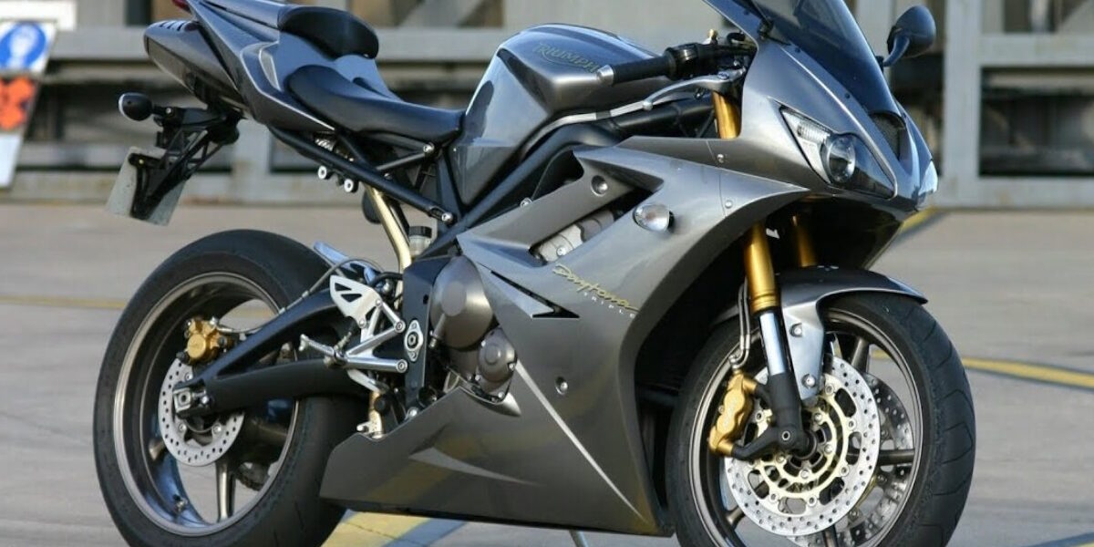 motos 600cc - Triumph Daytona 675i